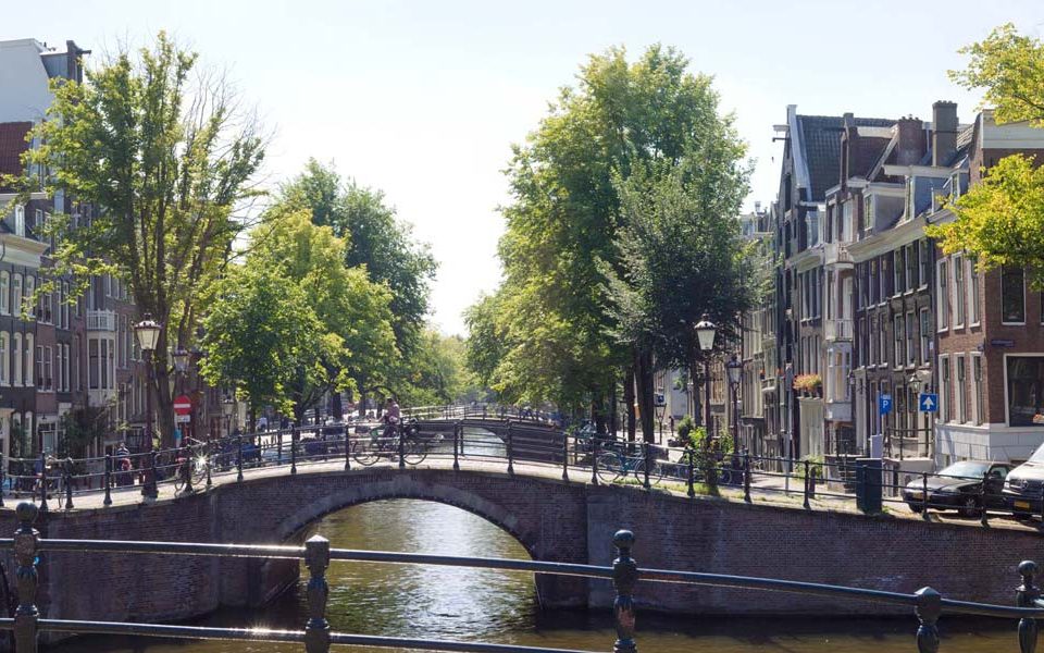 amsterdam-bridges-panorama-01-low.jpg